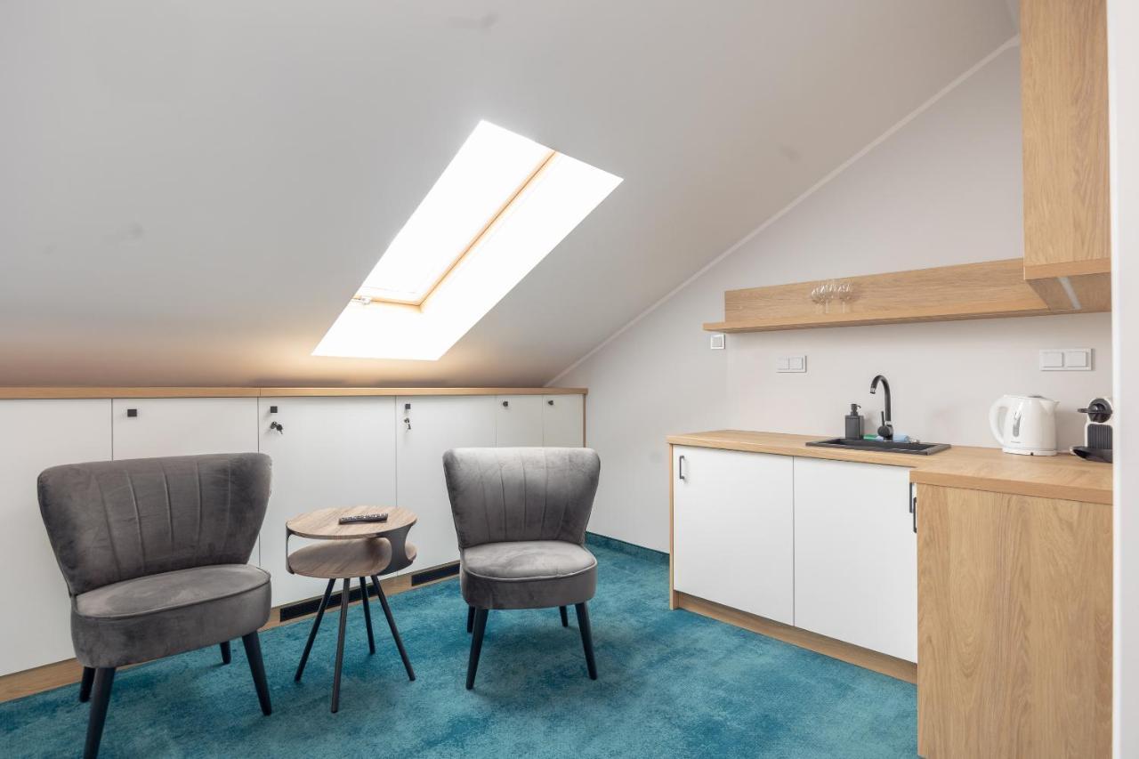 Aparthotel Esencja Warszawy Nowy Swiat Warszawa Exteriör bild