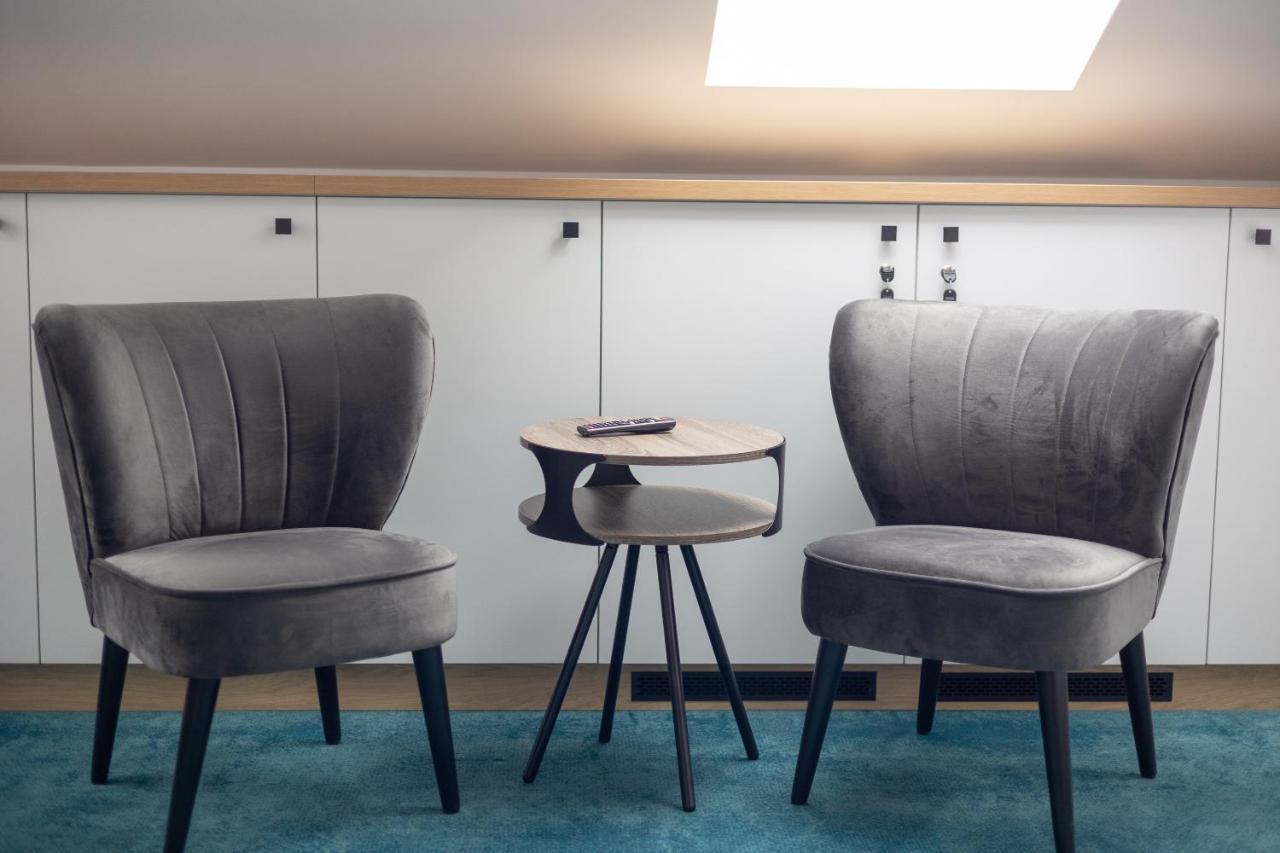 Aparthotel Esencja Warszawy Nowy Swiat Warszawa Exteriör bild