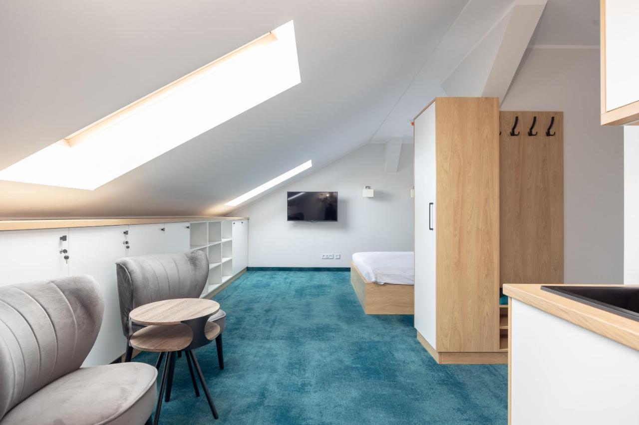 Aparthotel Esencja Warszawy Nowy Swiat Warszawa Exteriör bild