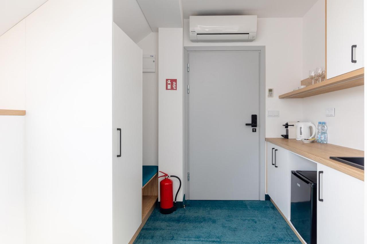 Aparthotel Esencja Warszawy Nowy Swiat Warszawa Exteriör bild